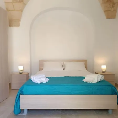 Il Cortile, Casa Tipica Salentina 펜션 Surano