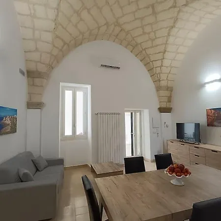 Il Cortile, Casa Tipica Salentina Surano